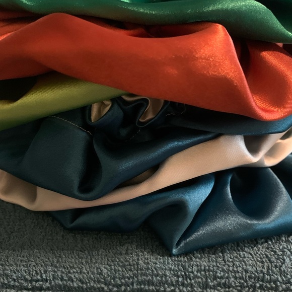 Bonnet - Picture 14 of 16